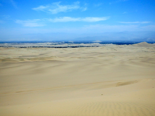 Dune Buggy of Huaca China.